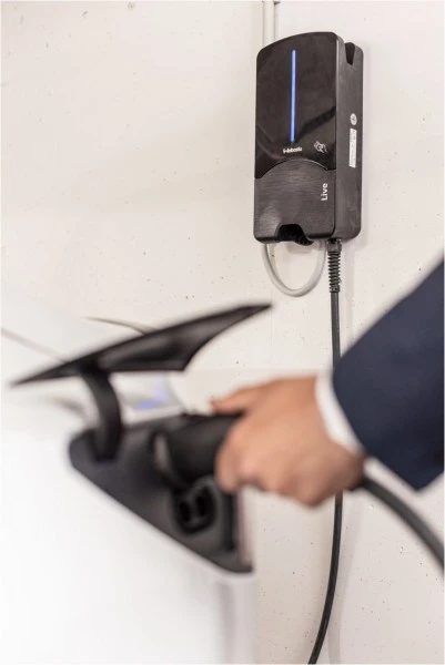 Komfort Webasto Live 22kW Ladestation/Wallbox Mit Typ-2 Ladekabel 7m 5 Komfort Webasto Live 22kW Ladestation/Wallbox Mit Typ-2 Ladekabel 7m – Bild 3