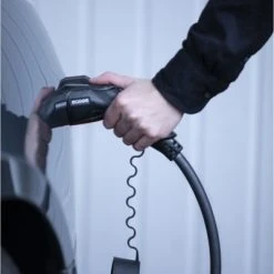 Komfort Easee AC Ladekabel (7,5m) -Smart Home Verkäufe cb7f5e45 e5e6 4e9d 85ce c15b535eb84e 600x600